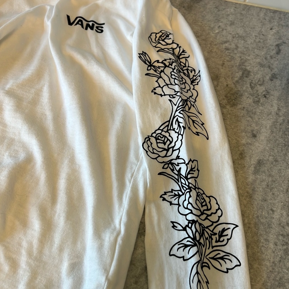 Women Vans size XS long sleeve cotton white and black tshirt